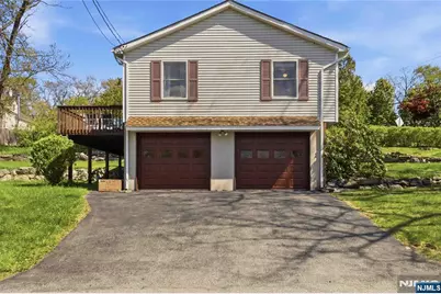 400 Lake Shore Drive, West Milford, NJ 07421 - Photo 41