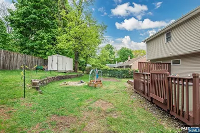 6 Ward Avenue, Butler, NJ 07405 - Photo 25