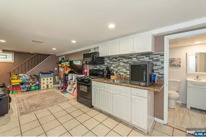 6 Ward Avenue, Butler, NJ 07405 - Photo 21