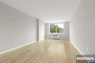 310 Hudson Park 310, Edgewater, NJ 07020 - Photo 23