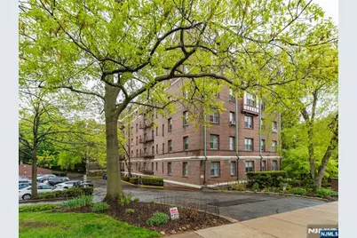 100 E Palisade Avenue B22 #B22, Englewood, NJ 07631 - Photo 1