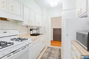 100 E Palisade Ave B22, Englewood, NJ 07631 - Photo 5