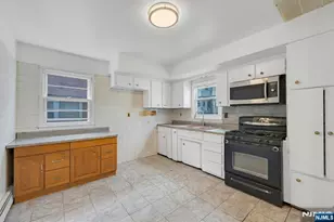 183 Devon St, Kearny, NJ 07032 - Photo 11