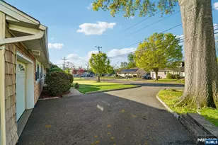 203 Lawrence Dr, Paramus, NJ 07652 - Photo 3