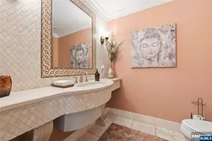 305 Blauvelt Ct, Paramus, NJ 07652 - Photo 33