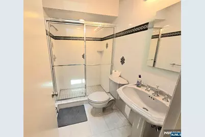 307 Center Street, Englewood Cliffs, NJ 07632 - Photo 33