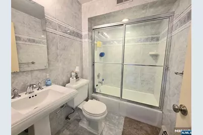 307 Center Street, Englewood Cliffs, NJ 07632 - Photo 29