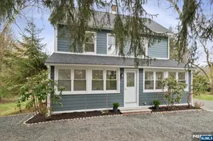 686 Meyersville Rd, Long Hill Township, NJ 07933 - Photo 3
