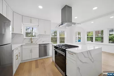 686 Meyersville Road, Long Hill Township, NJ 07933 - Photo 13
