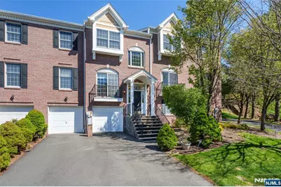 59 Spring Hill Circle, Wayne, NJ 07470 - Photo 1