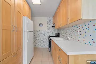 926 Bloomfield 1K, Glen Ridge, NJ 07028 - Photo 9