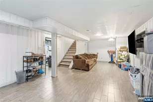 46 Pershing Pl, Woodland Park, NJ 07424 - Photo 9