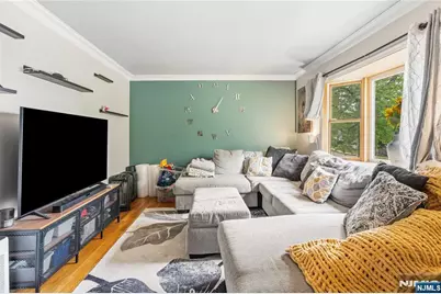 46 Pershing Place, Woodland Park, NJ 07424 - Photo 3