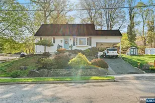 46 Pershing Pl, Woodland Park, NJ 07424 - Photo 11