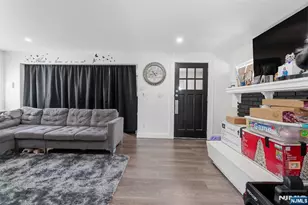 130 Carolina Ave, Newark, NJ 07106 - Photo 3