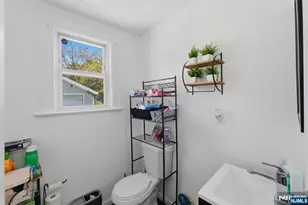 130 Carolina Ave, Newark, NJ 07106 - Photo 9