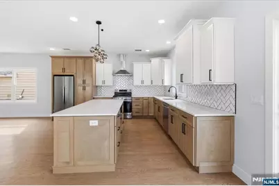 34 Zazzetti Street, Waldwick, NJ 07463 - Photo 13