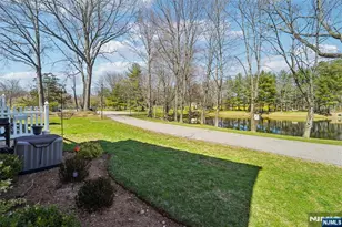 22 Eakens Ct, Mahwah, NJ 07430 - Photo 25