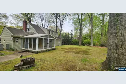 45 Campbell Avenue, Woodcliff Lake, NJ 07677 - Photo 3