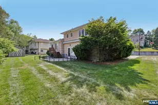 267 Pershing Ave, Ridgewood, NJ 07450 - Photo 33