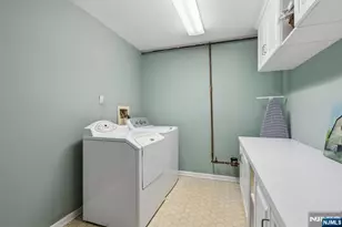 1 Beekman Hill Rd, Caldwell, NJ 07006 - Photo 33
