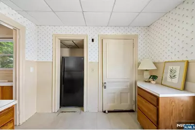 70 Orange Road, Montclair, NJ 07042 - Photo 19