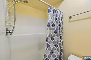 80 Lexington Ln, Wayne, NJ 07470 - Photo 33
