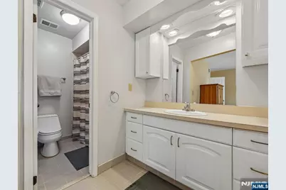 80 Lexington Lane, Wayne, NJ 07470 - Photo 25