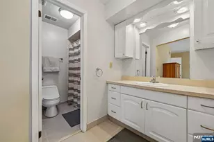 80 Lexington Ln, Wayne, NJ 07470 - Photo 25