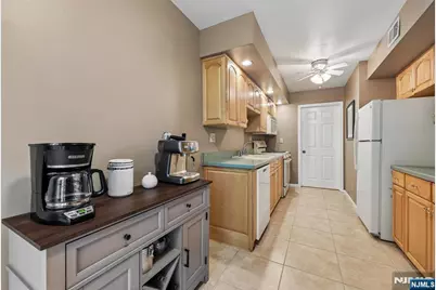 80 Lexington Lane, Wayne, NJ 07470 - Photo 15