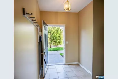 1012 Cunningham Court 1012 #1012, Belleville, NJ 07109 - Photo 15