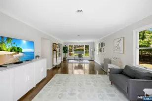 558 W Saddle River Rd, Upper Saddle River, NJ 07458 - Photo 17