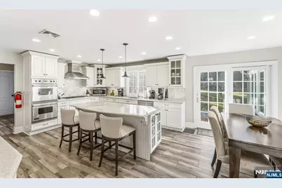 27 Pine Hill Road, Old Tappan, NJ 07675 - Photo 11