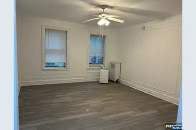 250 Broad 2D #2D, Leonia, NJ 07605 - Photo 5