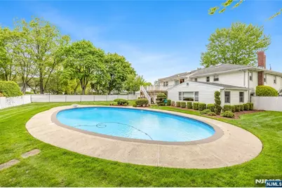 88 Ross Avenue, Emerson, NJ 07630 - Photo 41