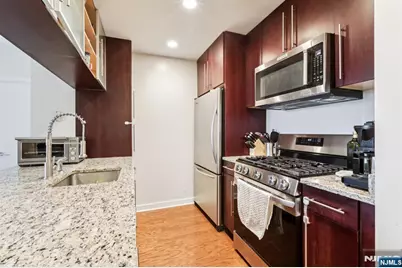 1215 Hudson Park 1215 #1215, Edgewater, NJ 07020 - Photo 9