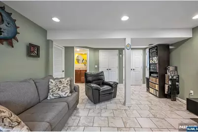 115 Claremont Terrace, Wayne, NJ 07470 - Photo 21