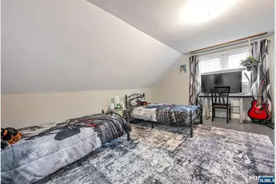 115 Claremont Terrace, Wayne, NJ 07470 - Photo 17