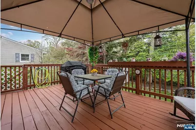 115 Claremont Terrace, Wayne, NJ 07470 - Photo 25