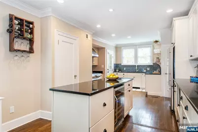 90 Gates Avenue, Montclair, NJ 07042 - Photo 11