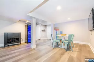 90 Gates Ave, Montclair, NJ 07042 - Photo 29