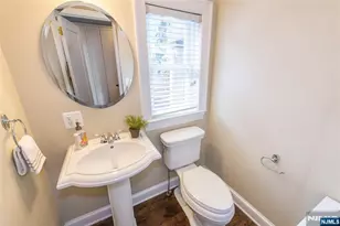 90 Gates Ave, Montclair, NJ 07042 - Photo 9