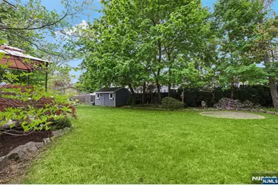 15 Stephen Avenue, Lincoln Park, NJ 07035 - Photo 5