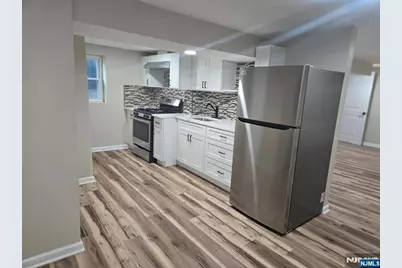 82 Grant Street, Fairview, NJ 07022 - Photo 13