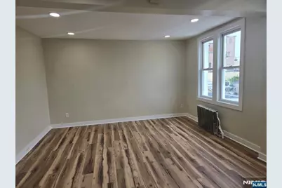 82 Grant Street, Fairview, NJ 07022 - Photo 5