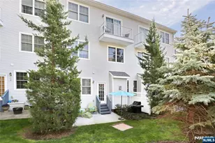17 De Bruyle Ct, Hawthorne, NJ 07506 - Photo 35