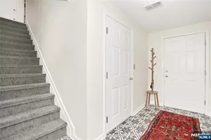 17 De Bruyle Ct, Hawthorne, NJ 07506 - Photo 7