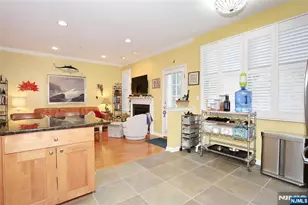 17 De Bruyle Ct, Hawthorne, NJ 07506 - Photo 15