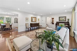 20 Deerhorn Trail, Upper Saddle River, NJ 07458 - Photo 9
