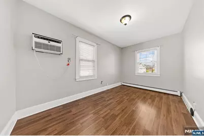 29 Pine Street, Lodi, NJ 07644 - Photo 41